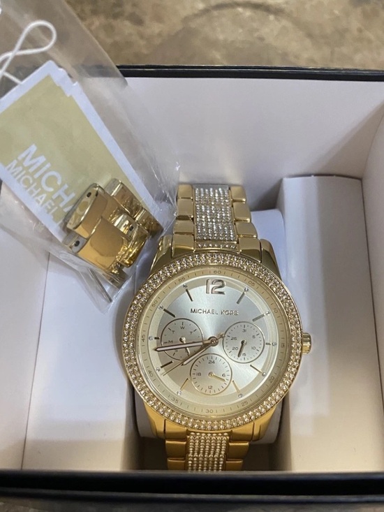 NWOT-Michael Kors Gold-Tone Crystal Bezel Watch with White Dial Michael Kors Emery Gold Pave Crystal Bracelet Watch MK4643  main image 3